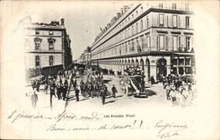 Paris CPA Les arcades Rivoli