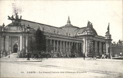 Paris CPA the Grand Palais of the Champs Elysees