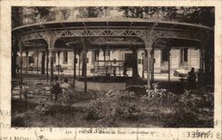 Vichy CPA Source du Parc Artesienne