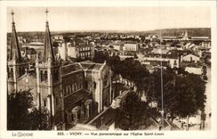 Vichy CPA Vue panoramique de l'eglise Saint Louis