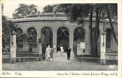 Vichy CPA Source des Clestins Entree (Lucien Woog)