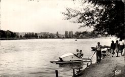 Vichy cPA Bords de l'Allier