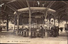 Vichy CPA La source Hopital