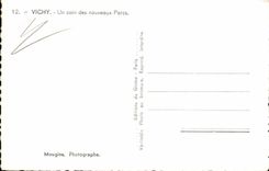 Vichy CPA Un coin des nouveaux parcs