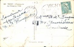 Vichy CPA L'esplanade de l'hotel de ville