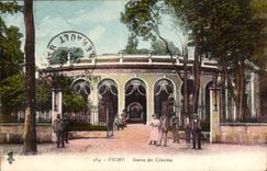 Vichy CPA Source des Celestins