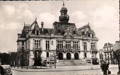 Vichy CPA L'hotel de ville