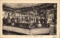 Vichy CPA Source du parc Arlesienne 21 degres