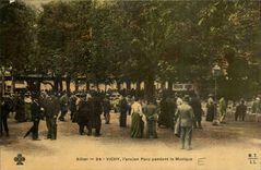 Vichy - l'ancien Parc pendant la Musique - CPA 