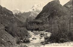 CPA Road of Gavarnie Gave and mountains close Gedre