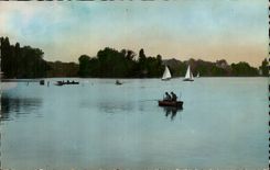 Enghien les Bains CPA the lake