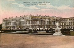 Versailles CPA FAcade of the castle dimensions park