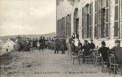 Dig CPA Camp of Courtine the music to the mess of the officers