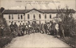 Givors CPA a group of wound at the Montgelas hospital