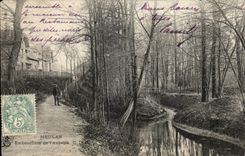 Meulan CPA Mouth of the Bus shelter