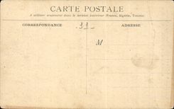 CPA Vallee de l'aude Pont du chemin de fer a l'entree Le chateau