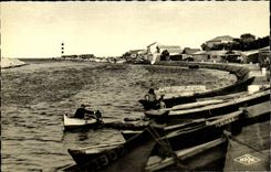 La Nouvelle CPA Le port (lighthouse)