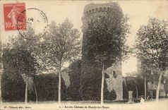 CPA Ancien chateau de Blandy les Tours