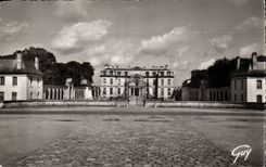 Fields - the Castle - CPA