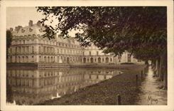 Palate of Fontainebleau CPA Palate and pond