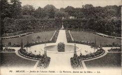 Meaux CPA Jardin of the eveche the floor draws by Ours