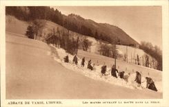 CPA Abbey of Tamie the winter monks opening the road in snow