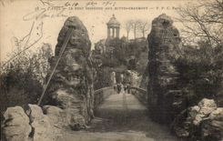 Paris CPA Suspended bridge with the Chaumont Hillocks
