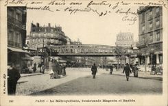 Paris CPA Le Metropolitain boulevards Magenta et Barbes (Metro train)