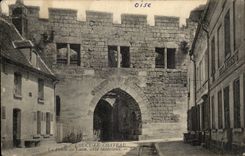 Coucy Castle CPA the door of Laon dimensions interior