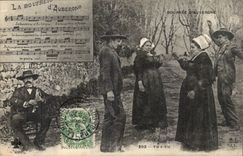 Auvergne CPA Opposite (folklore faggot dances)