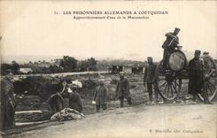 CPA the German prisoners has Coetquidan Approvisionnement of water of Handling TOP (militaria)