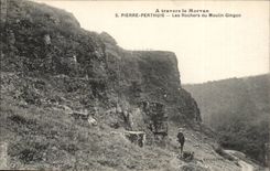 Through Morvan - Pierre Perthuis - CPA