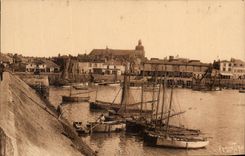 CPA Sande von olonne tragen das Kirche Nd der guten Hilfe