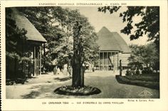 EXposition coloniale internationale Paris 1931 CAmeroun Togo Vue d'ensemble du grand pavillon