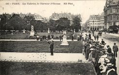 Paris CPA Les Tuileries Le charmeur d'oiseaux (Louvre)