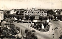 Perpignan - Place de la catalogue et Magasins Aux Dames de France - CPA 