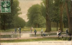 Wood of Vincennes CPA Lawn and river