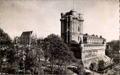 Vincennes MODERN CARD the keep and the vault