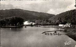 CPA Beach of the lake Chambon Swimming boats pedal boats and sinned