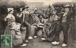 CPA Auvergne The bourree (dance dance hall folklore)