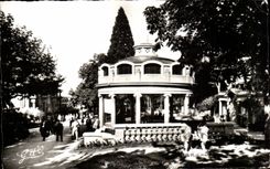 Haus Auvergne-CPA der Quelle Eugenie (Chanet und Liogier Architekten)