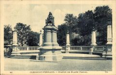 Clermont Ferrand - Statue of Blaise Pascal - CPA