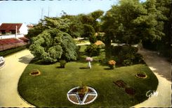 Luc on Sea CPA the public garden