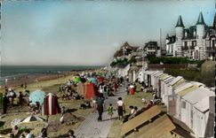 Blonville CPA the beach and the walk