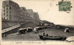 Cabourg CPA the large hotel and the dam