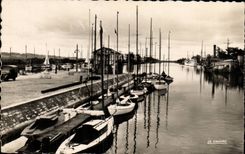 Ouistreham Riva Bleated - the Port - CPA