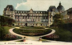 Houlgate - the Large Hotel - CPA