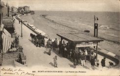 Saint Aubin on sea CPA stone with fish