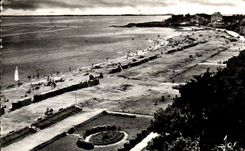 Carnac - La grande plage l'une des plus belles station balnearies de la Bretagne Sud - CPA 