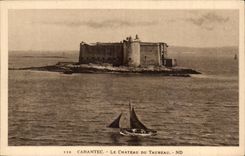 Carantec CPA Le chateau du taureau
